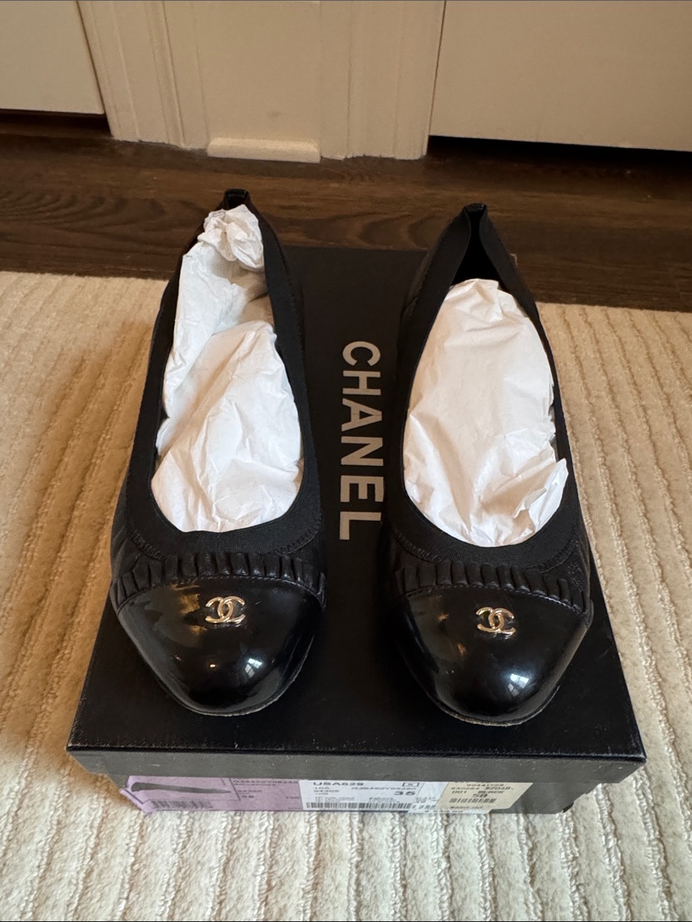 CHANEL Black Ballet Flats with Gold CC - Picture 10 of 10